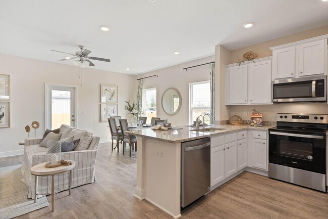 Building Photo - 37 Sandhill Pines Dr