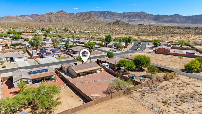 Building Photo - 22601 Weaver Valley Dr