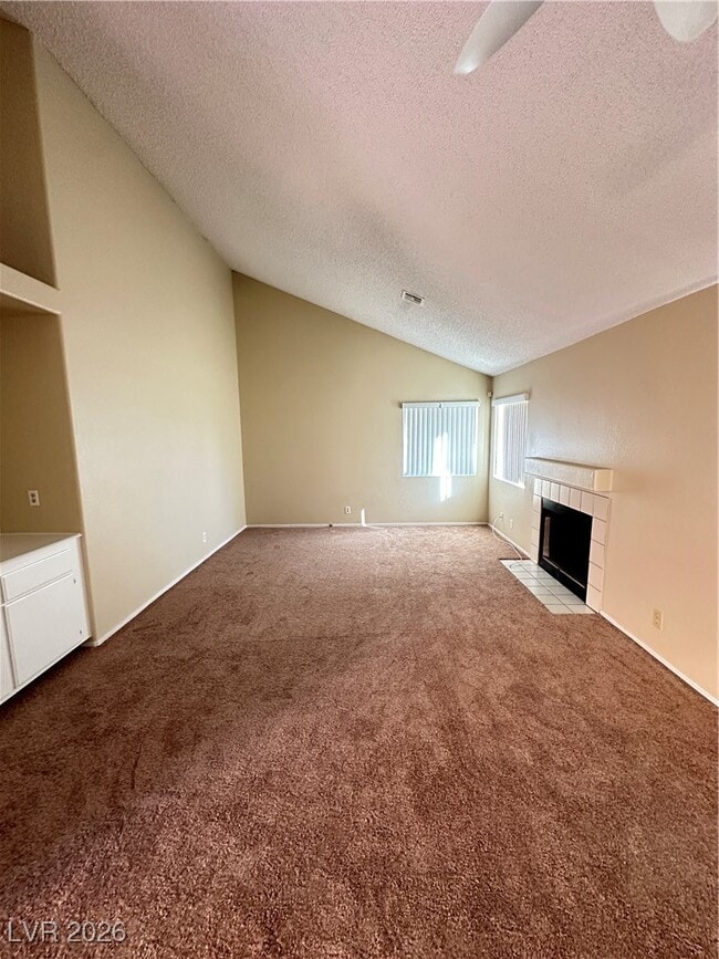 Building Photo - 2120 Running River Rd