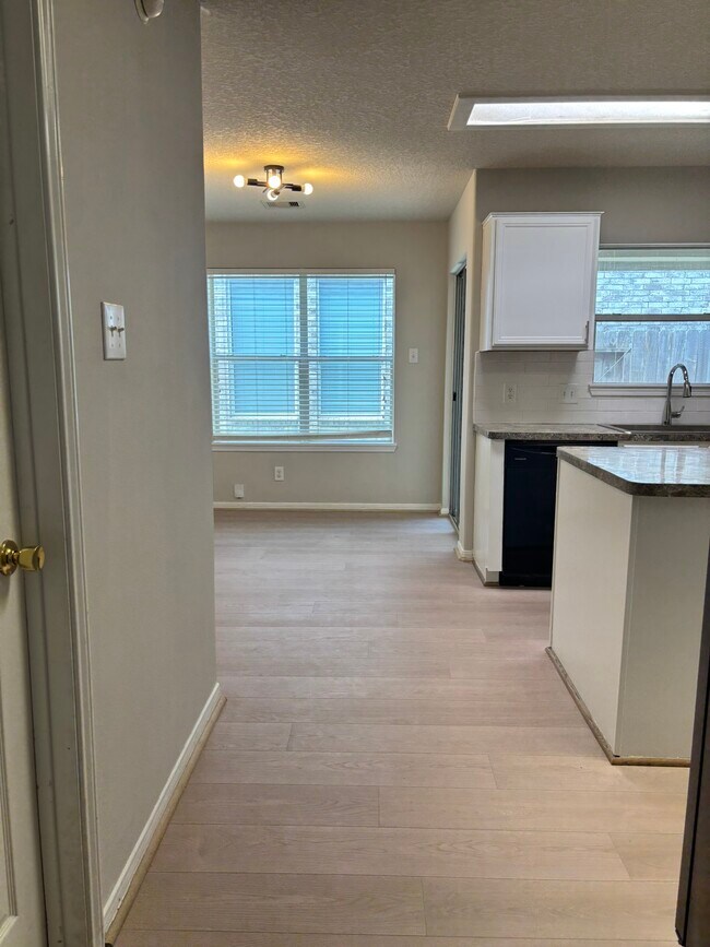 Building Photo - 22531 Goss Spring Ct