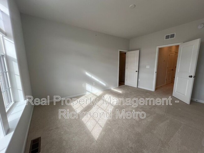 Building Photo - 13292 Coalfield Station Ln