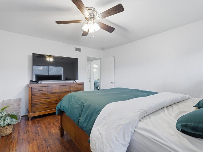 Building Photo - 22815 Carter Moir Ln