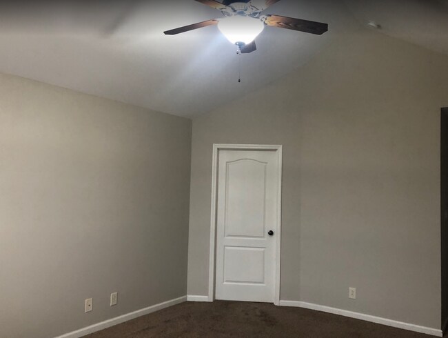 Building Photo - 1109 Ishee Dr