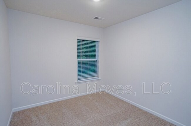 Building Photo - 308 Sea Isle Pl