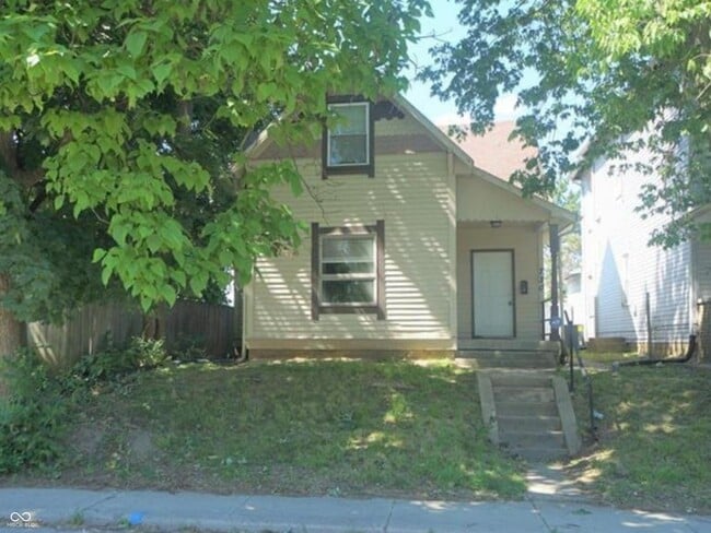 Building Photo - 730 E Morris St