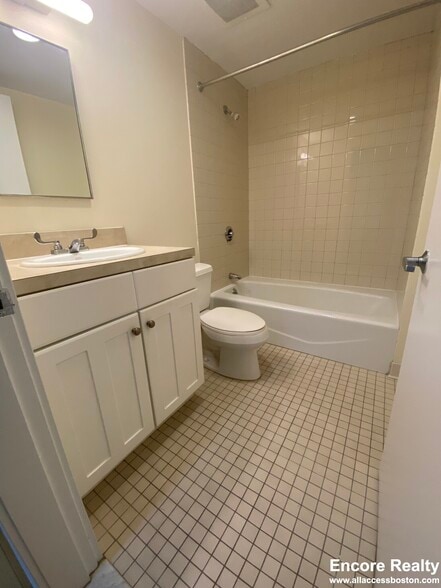 Building Photo - 40 Boylston St