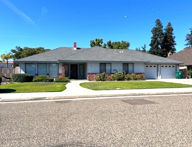 Primary Photo - 1178 Mill St