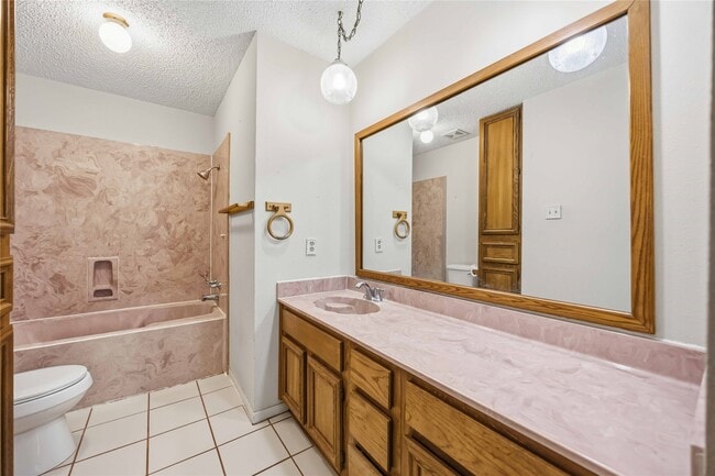 Building Photo - 2210 County Rd 769B