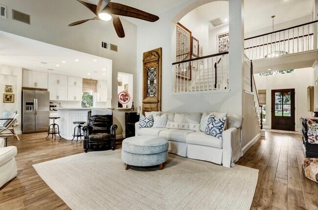 Building Photo - 5523 Island Breeze Dr