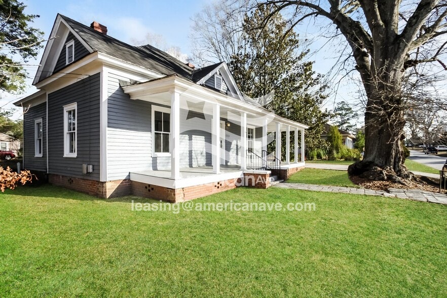 Building Photo - 1254 Hunt St