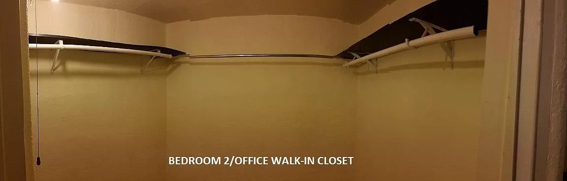 Building Photo - 3251 Sheridan Blvd