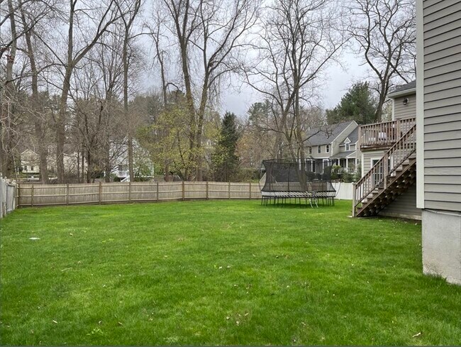 Building Photo - 49 Cottonwood Rd