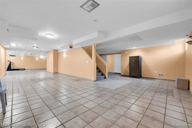 Building Photo - 107 Millstone Rd