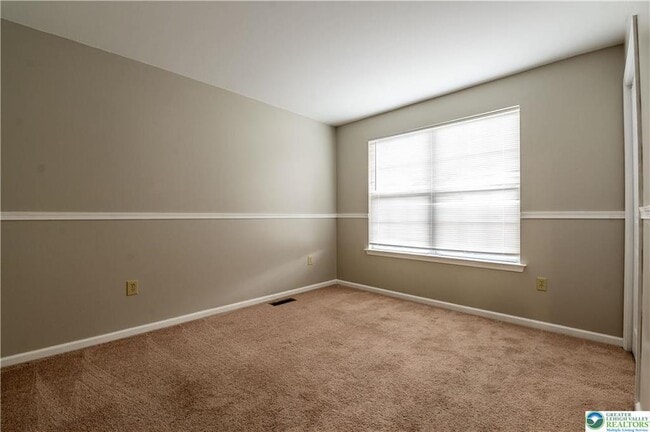 Building Photo - 11 Cobblestone Dr