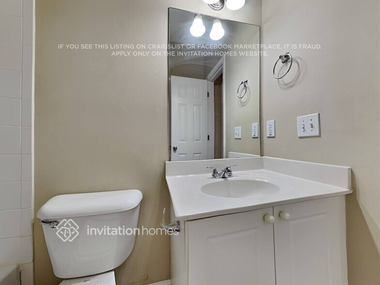 Building Photo - 321 Calm Ct NW