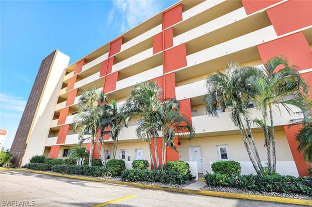 Building Photo - 1766 Cape Coral Pkwy E