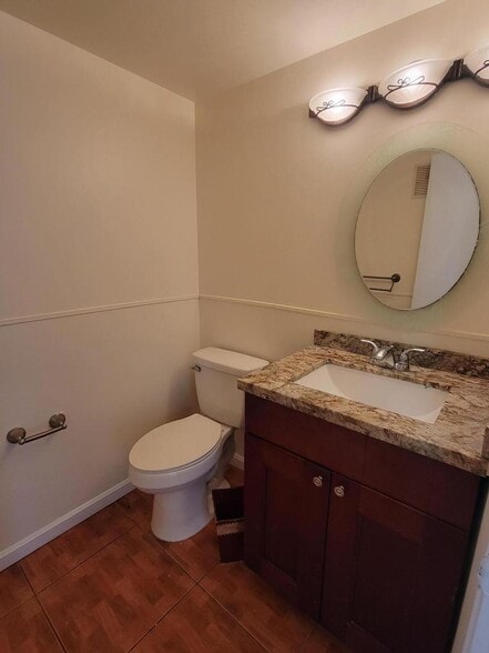 Building Photo - 2306 SW 82nd Ter