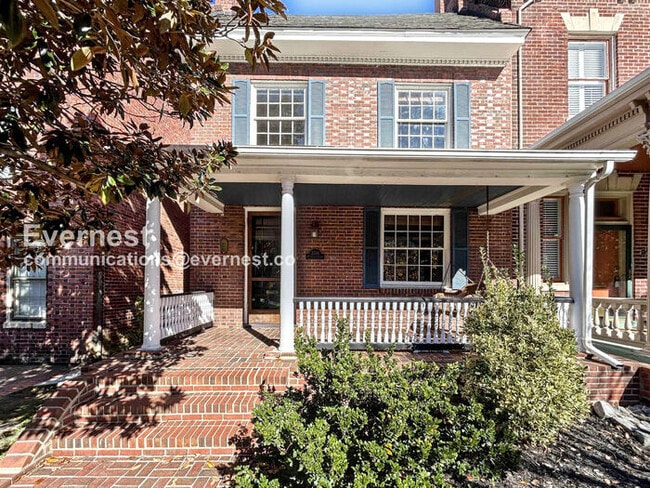 Primary Photo - 2708 W Grace St