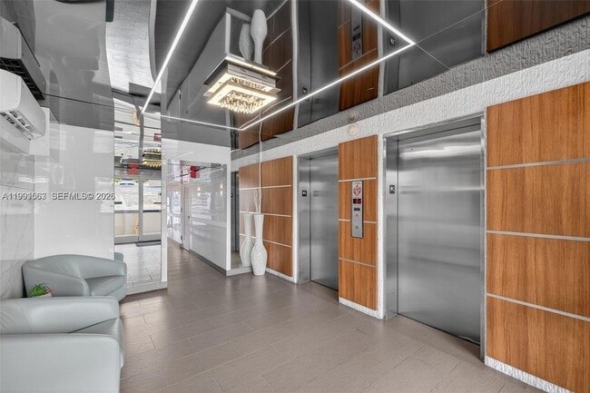 Building Photo - 121 Golden Isles Dr