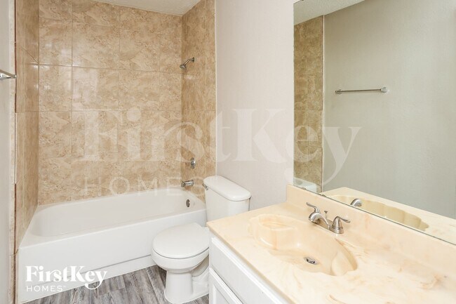 Building Photo - 1269 Roan Dr