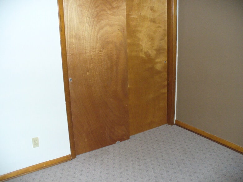 Building Photo - 11293 Edgemere Ter