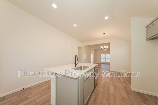 Building Photo - 19916 Stovall Dr