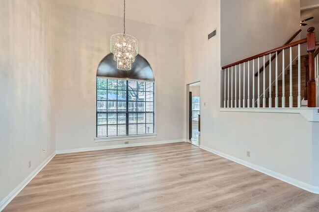 Building Photo - First time rental!