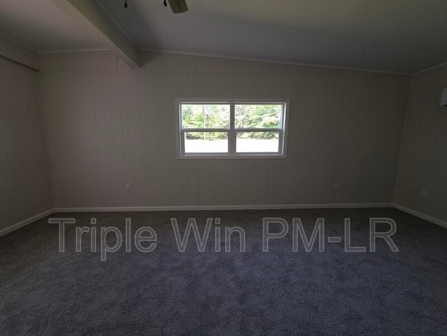 Building Photo - 1516 Gregory St