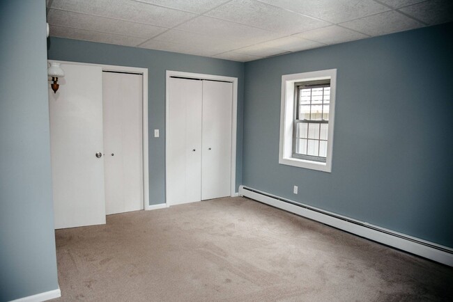 Building Photo - 2933 Horseshoe Pike