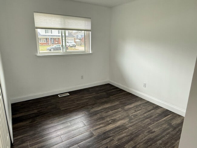 Building Photo - 12757 De Cook Dr