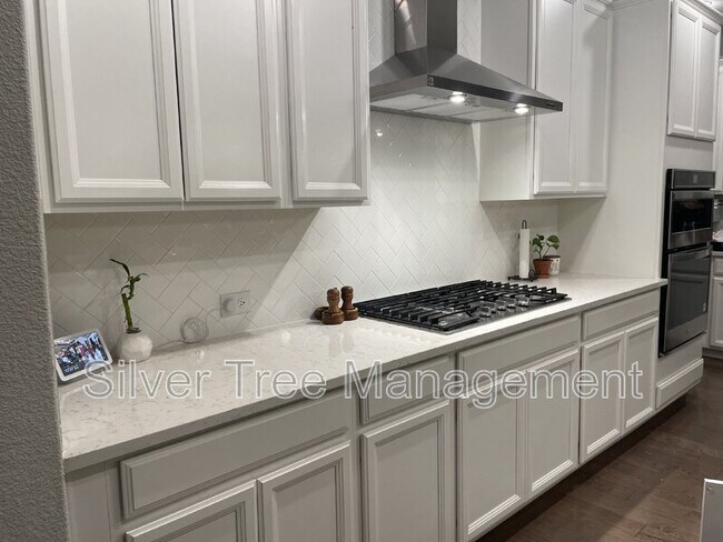 Building Photo - 1104 Pinnacle Ridge Rd