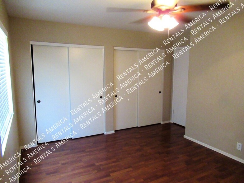 Building Photo - 16557 N 157th Ave