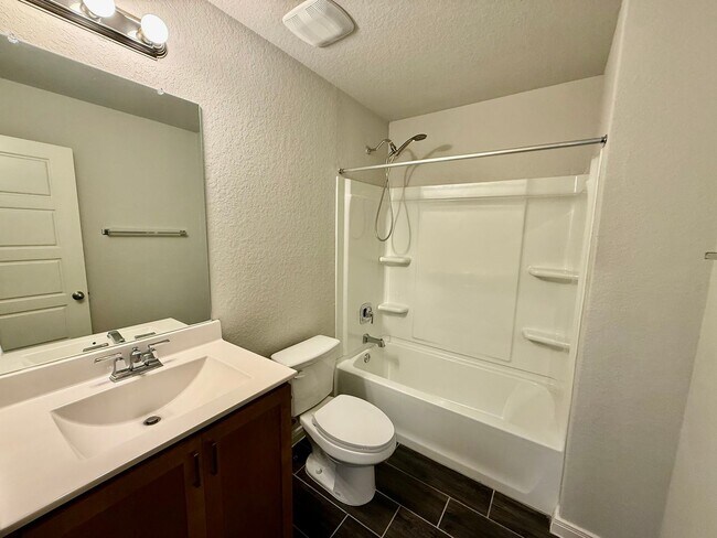 Building Photo - 117 Joseph Cir