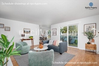 Building Photo - 8312 SW Mohawk St