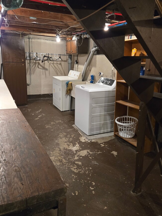 Building Photo - 911 N 20th St