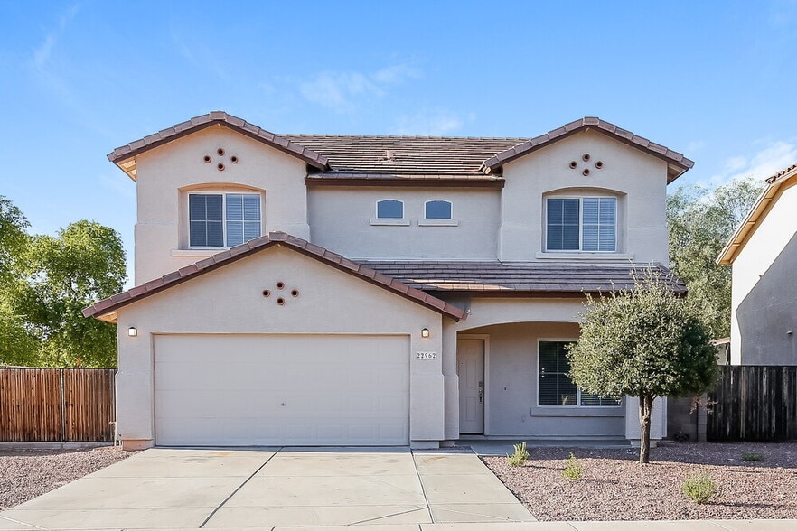 Primary Photo - 22962 W La Pasada Blvd