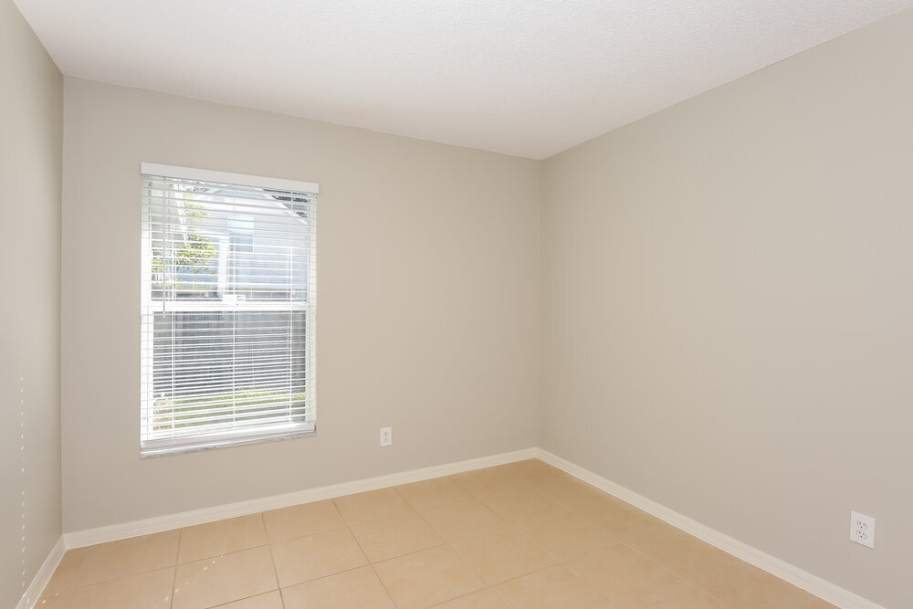 Building Photo - 3413 Palm Beach Dr