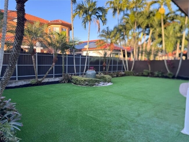 Building Photo - 15387 SW 21 Ln