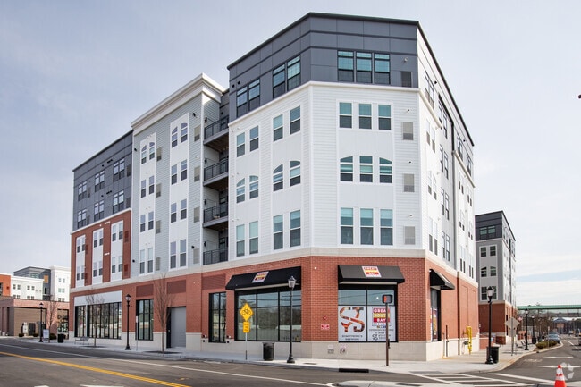 Building Photo - The Core