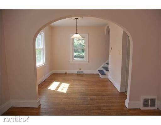 Building Photo - 1400 Edgewood Ave