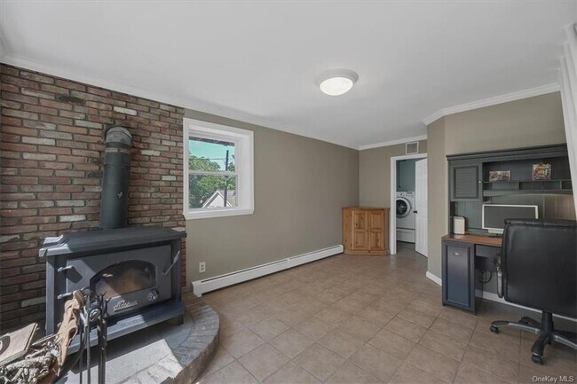 Building Photo - 13 Split Rock Rd