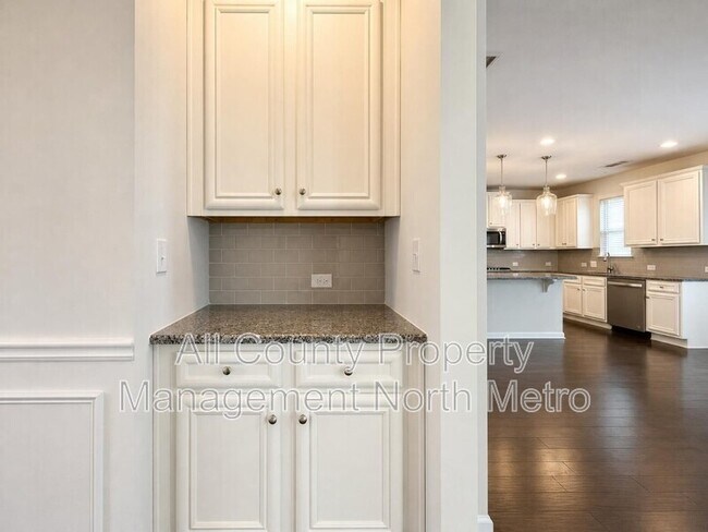 Building Photo - 7880 Brewton Creek Dr