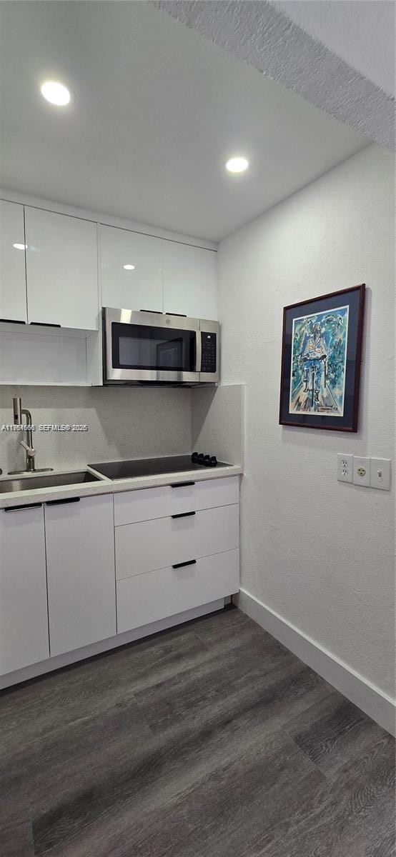 Building Photo - 7904 West Dr