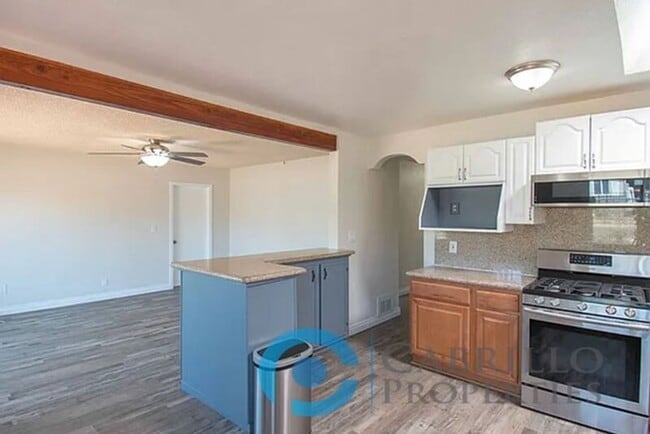 Building Photo - 6311 Inman St