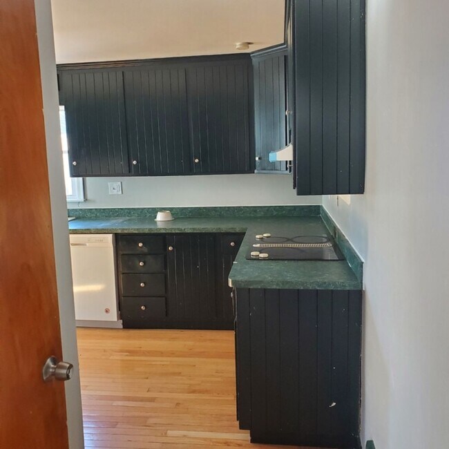 Building Photo - 3BDRM HOUSE FOR RENT