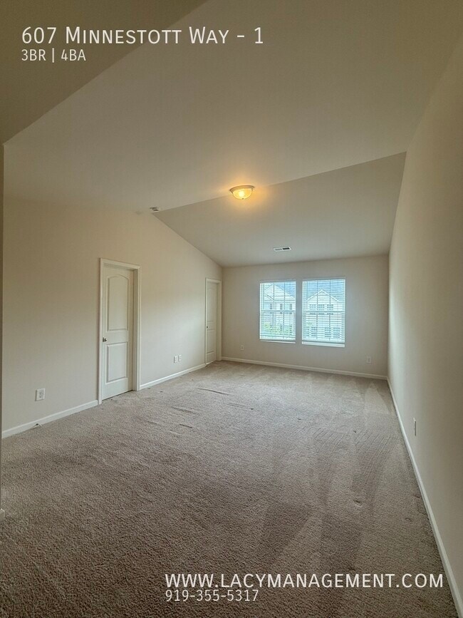 Building Photo - 607 Minnestott Way