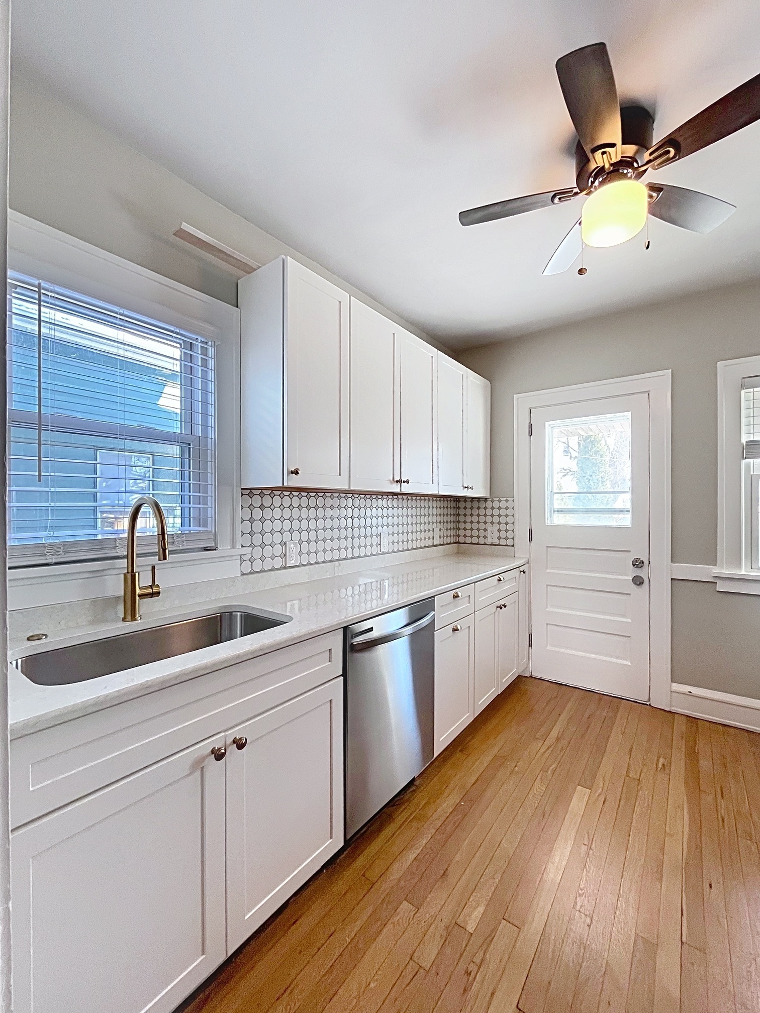 Building Photo - 1307 Edanola Ave