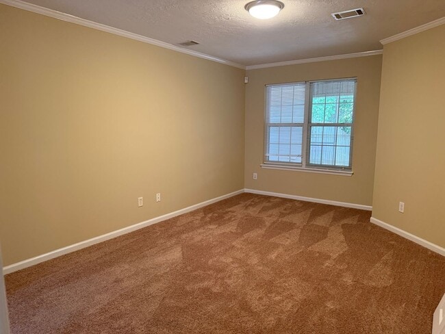 Building Photo - Grovetown Townhome, Primary Bedroom on Main Level