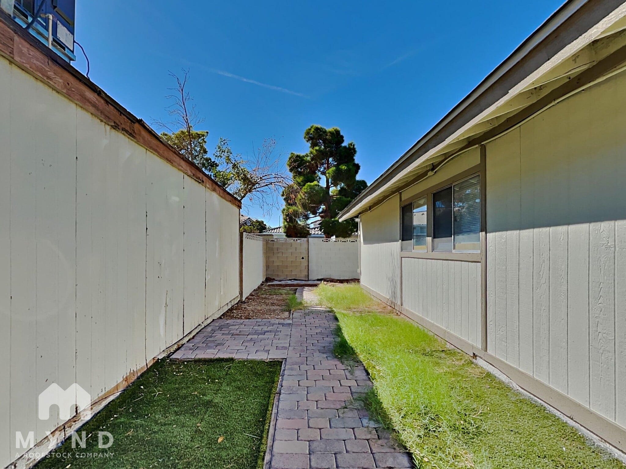 Building Photo - 6233 Don Gaspar Ave