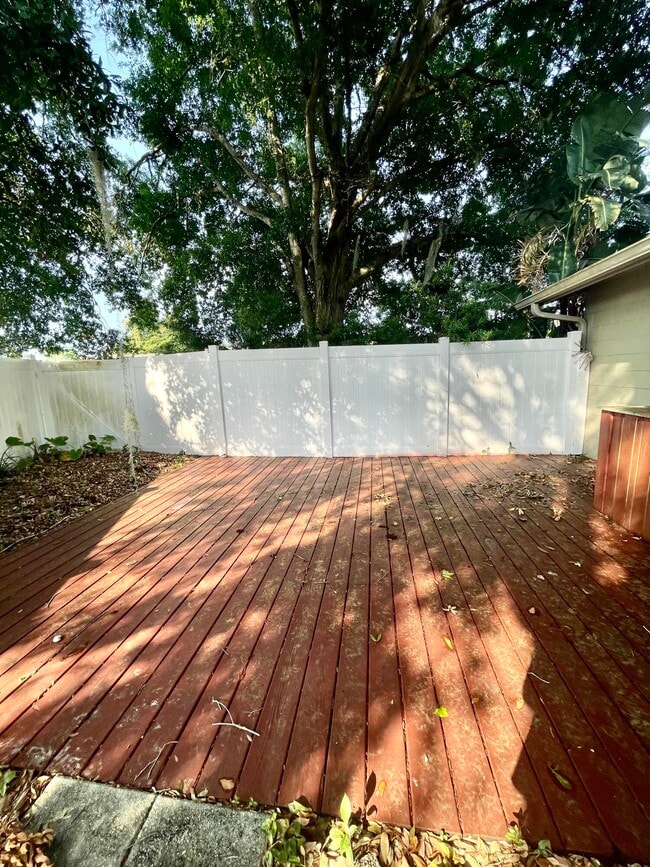Building Photo - 3025 Briarwood Ln
